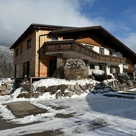 Πανσιόν Inge 3*